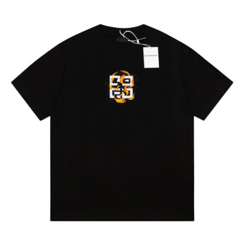 GVNCHY T-Shirt