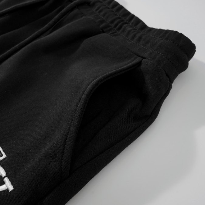 LV Shorts Black White Logo - Imagen 5