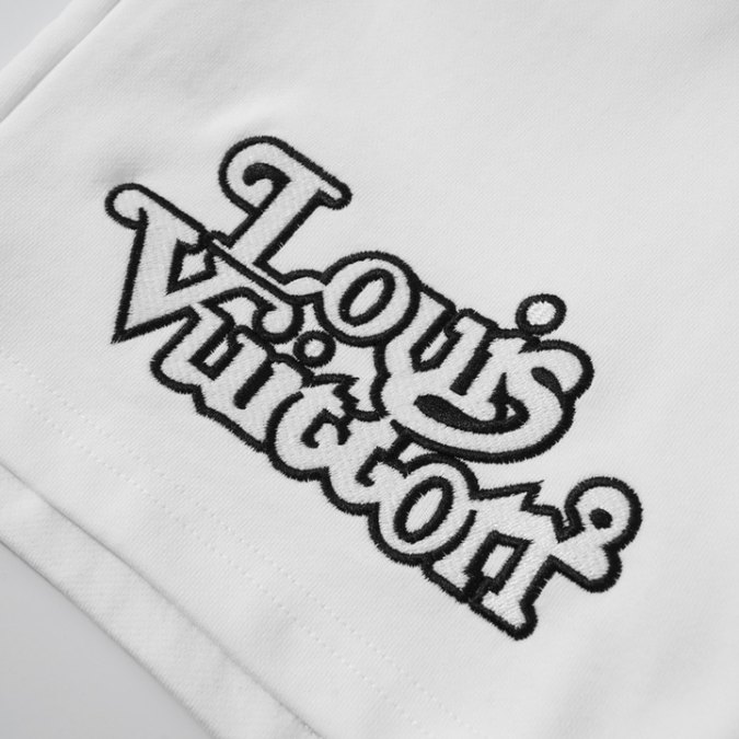 LV Shorts White Black Logo - Imagen 3