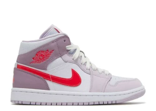AIR JORDAN 1 MID ‘COURDOURY’