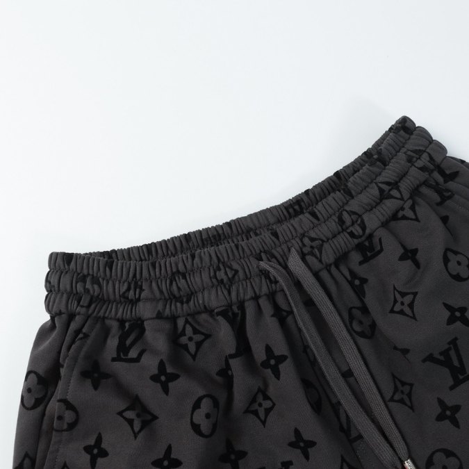 LV Shorts Monogram Grey Black - Imagen 4