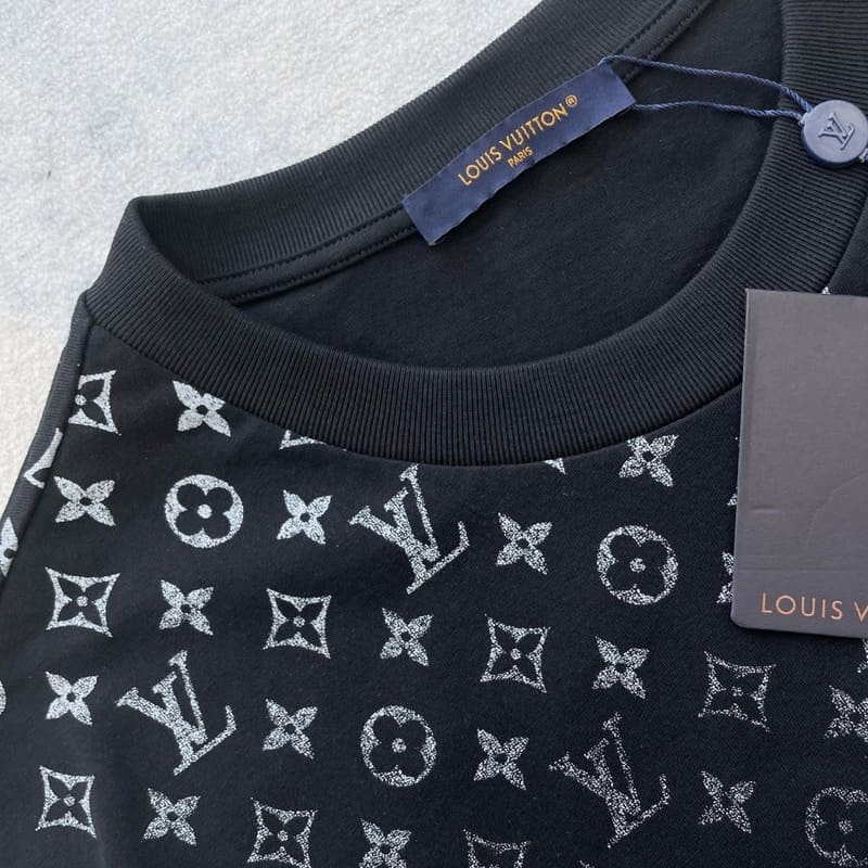 LV T-shirt Gradient Cotton Black - Imagen 5