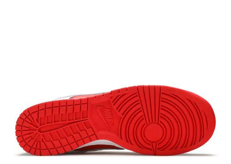 SB DUNK LOW ‘CHAMPIONSHIP RED’ - Imagen 4