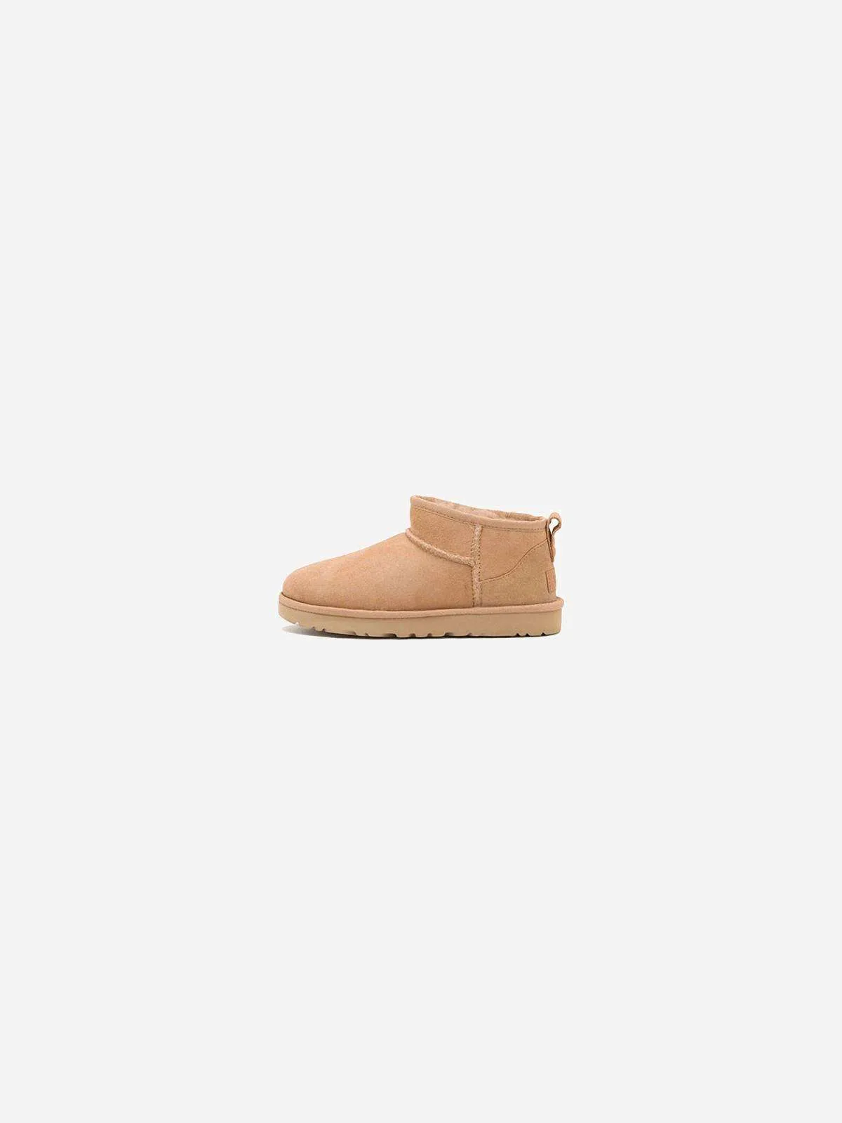 UGG – Classic Ultra Mini Boot Sand - Imagen 4